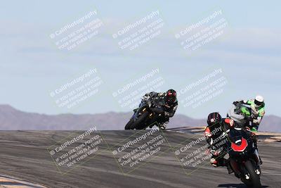 media/Nov-16-2025-Race Pace (Sun) [[8c5fa54630]]/Verified Riders/1-Turns 9 and 10 (925am)/